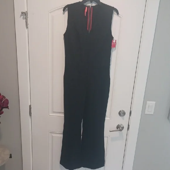 SPANX Classic Black Sleeveless Jumpsuit - Picture 1 of 12